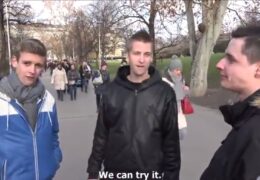 Mladí gayové se prodávaj na hlaváku v Praze